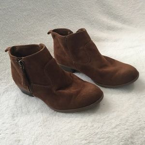 Cute boots  size #5 for girl